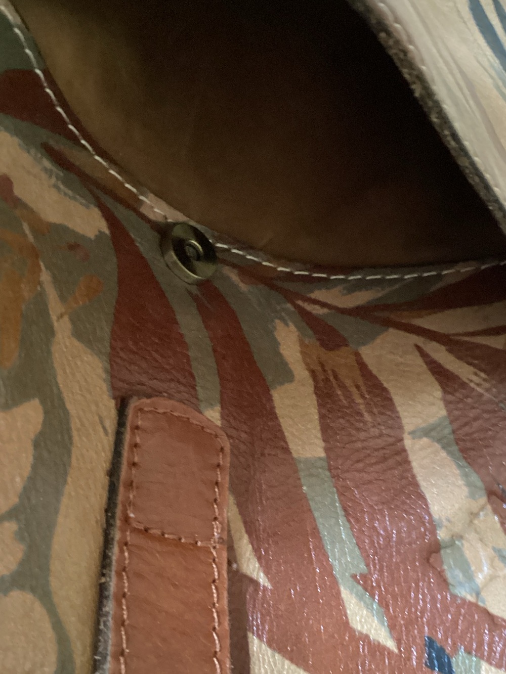 Patricia Nash Brown Floral Crossbody Bag with Burgundy Accents - Picture 9 of 13